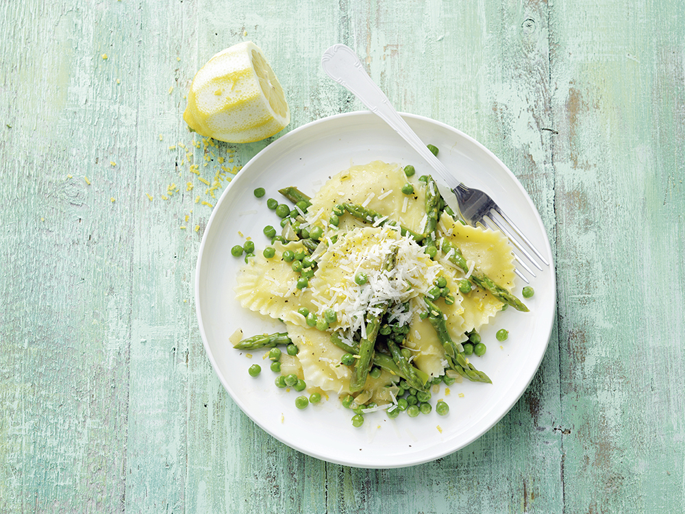 Mezzaluna with Peas and Asparagus | Savory