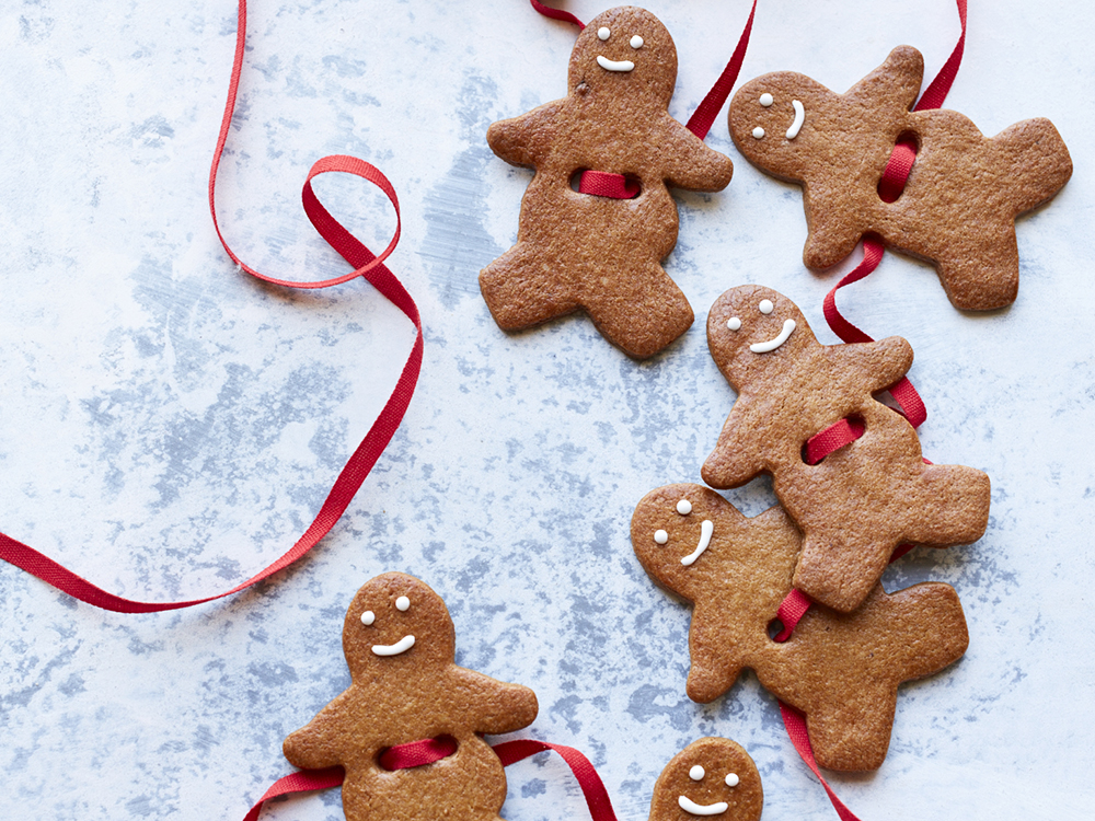 Gingerbread Man Garland | Savory