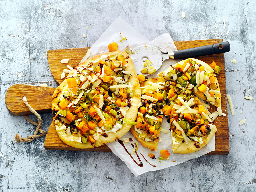 Whole-Grain Crust Veggie Flatbreads | Savory